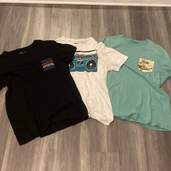 AEO size M bundle of 3 tshirts - Picture 1 of 4